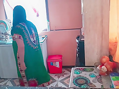 Stepson Surprises His Indian Stepmother With A Hot Fuck In The Kitchen